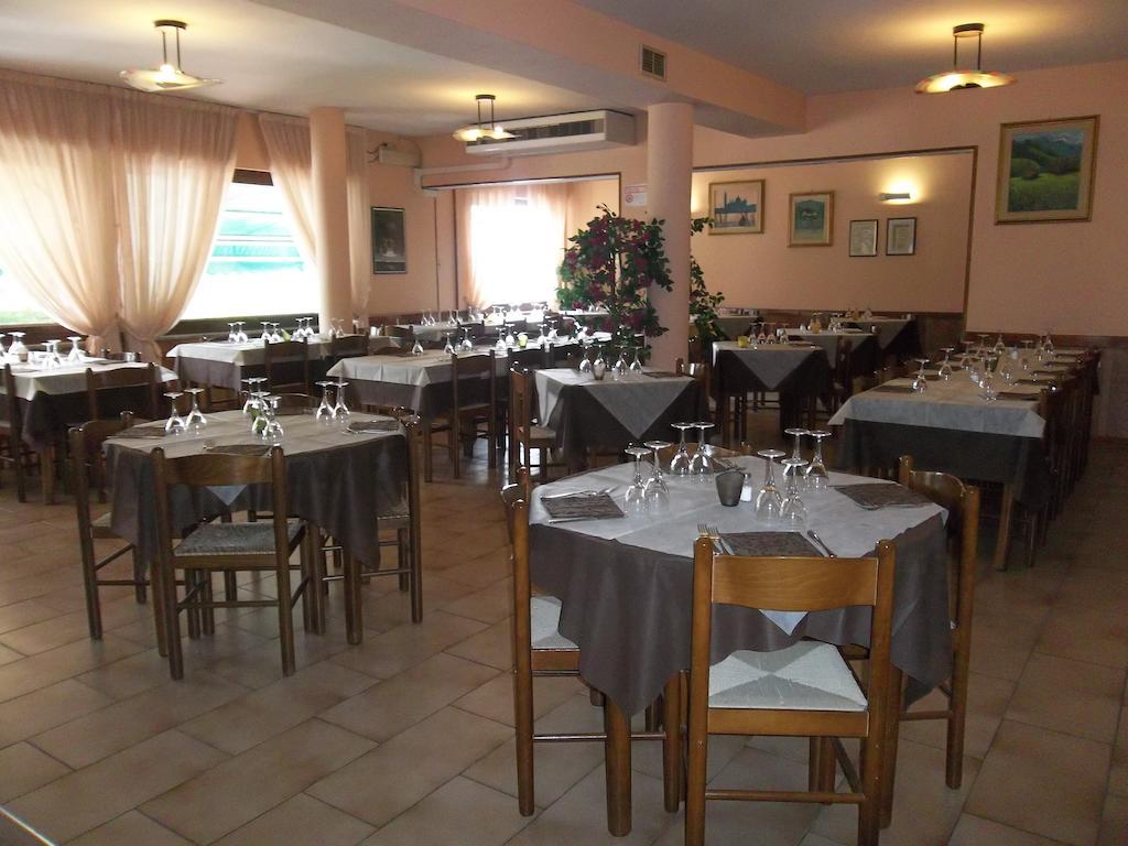 Albergo Ristorante Gori Ameglia Eksteriør billede