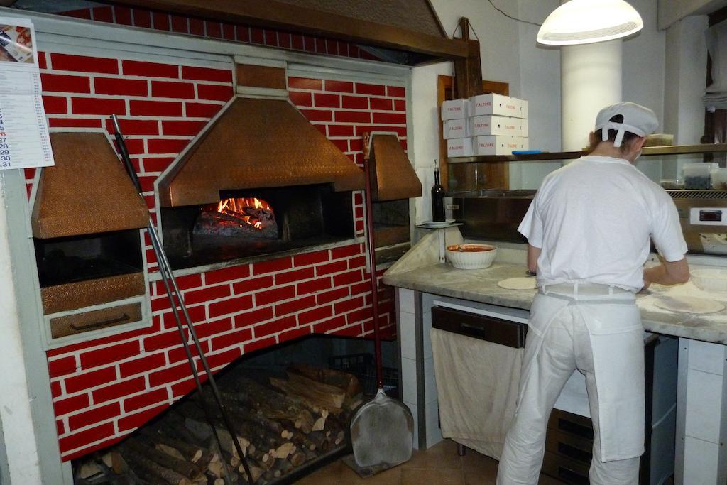 Albergo Ristorante Gori Ameglia Eksteriør billede