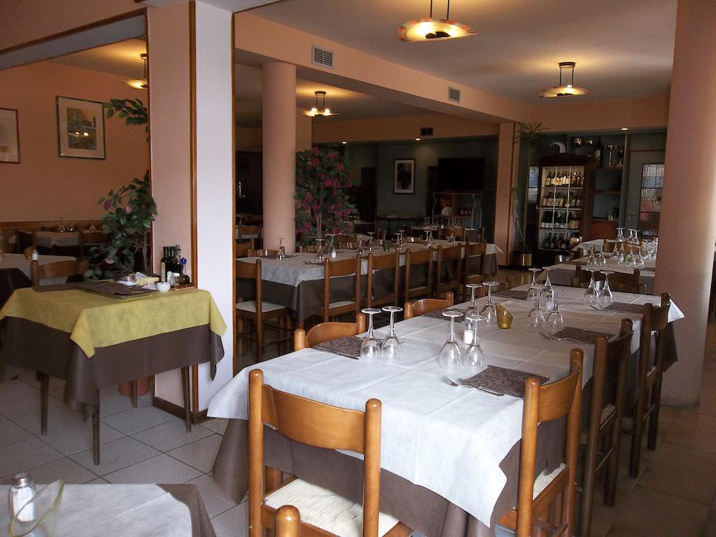 Albergo Ristorante Gori Ameglia Eksteriør billede